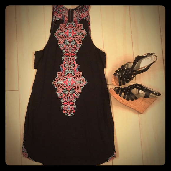 Express Dresses & Skirts - Express sleeveless dress